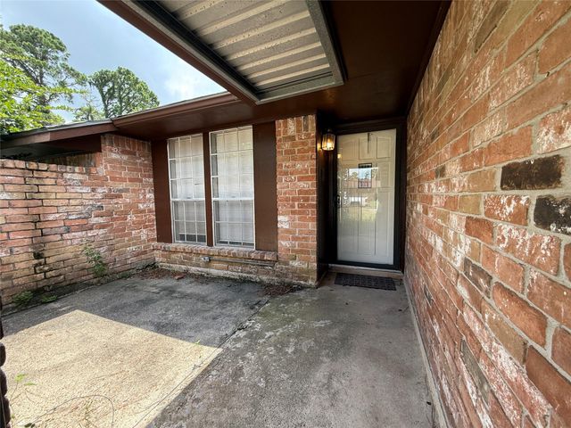 6502 Leedale Street, Houston, TX 77016