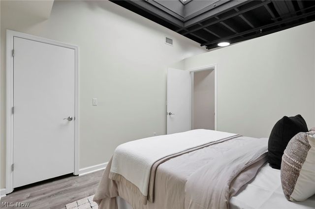 78 E Chestnut Street 608, Columbus, OH 43215