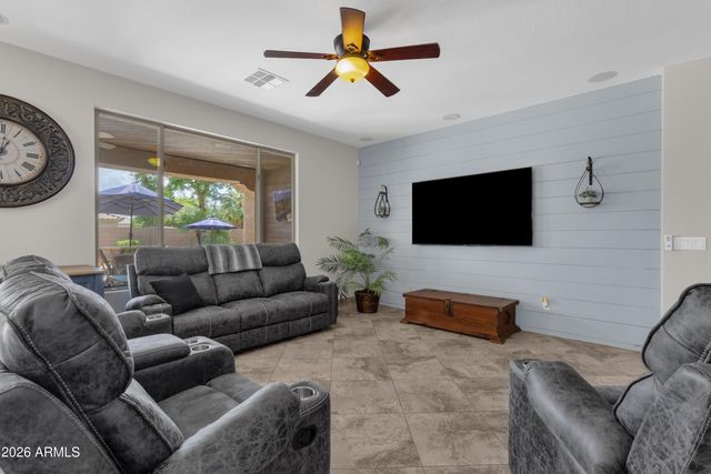 11113 E QUARRY Avenue, Mesa, AZ 85212