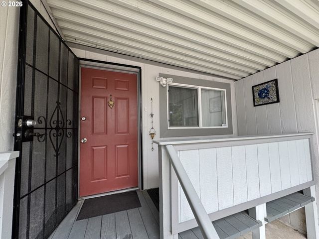 1600 RHODODENDRON Dr 218, Florence, OR 97439