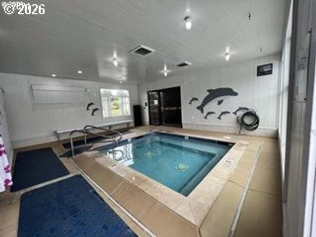 1600 RHODODENDRON Dr 218, Florence, OR 97439