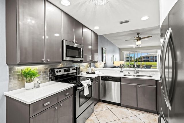 6626 7TH AVENUE CIRCLE W, Bradenton, FL 34209