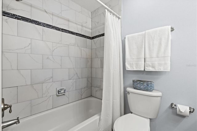 6626 7TH AVENUE CIRCLE W, Bradenton, FL 34209