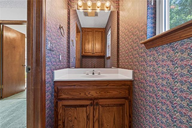 1200 Rockwood Drive, Edmond, OK 73013
