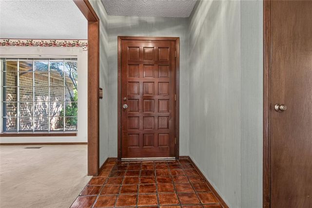 1200 Rockwood Drive, Edmond, OK 73013