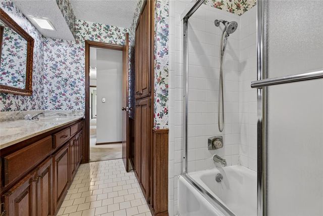 1200 Rockwood Drive, Edmond, OK 73013