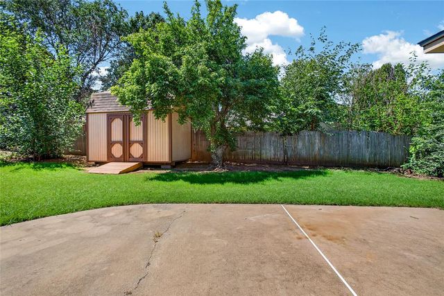 1200 Rockwood Drive, Edmond, OK 73013