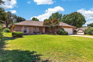 1200 Rockwood Drive, Edmond, OK 73013
