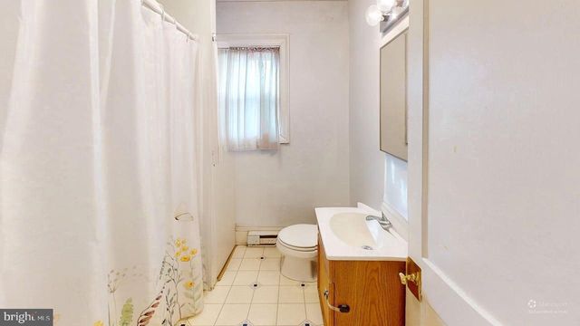 327 N HIGH ST, Romney, WV 26757