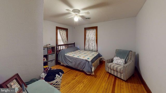 327 N HIGH ST, Romney, WV 26757