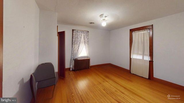327 N HIGH ST, Romney, WV 26757
