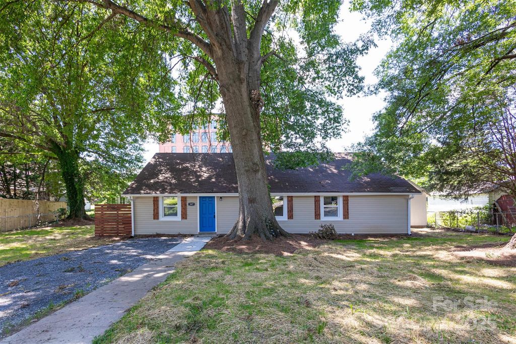 307 S Ransom Street, Gastonia, NC 28052