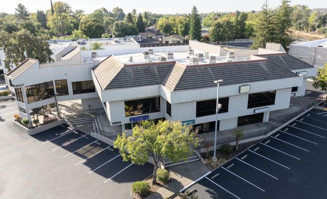 1890 Park Marina Drive, 106, Redding, CA 96001