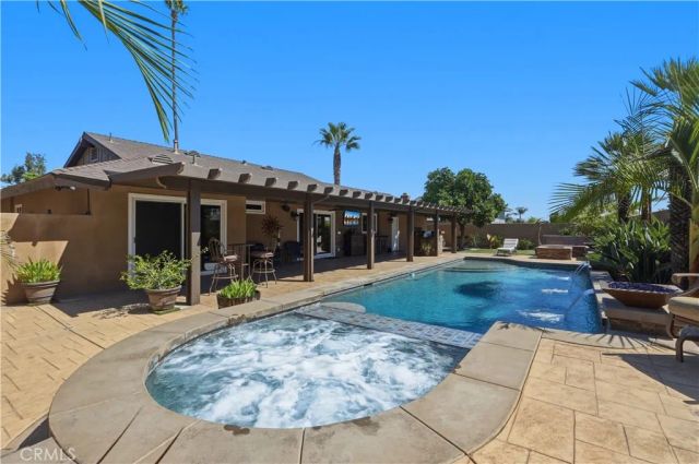 548 Greengate, Corona, CA 92879