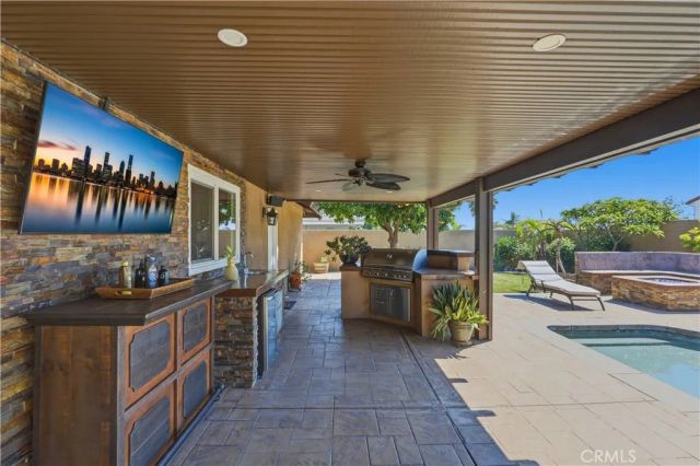 548 Greengate, Corona, CA 92879