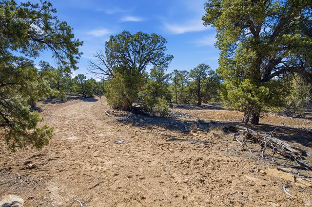 34160 W HIGHWAY 40, Fruitland, UT 84027