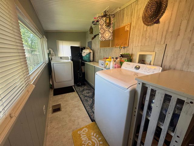 100 E Olmstead Avenue, Evansville, IN 47711