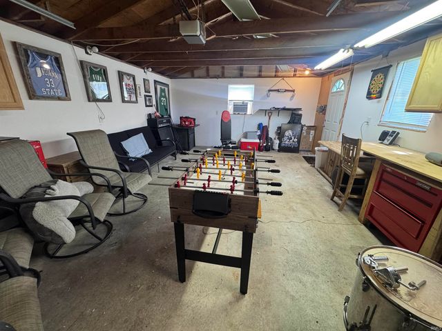 100 E Olmstead Avenue, Evansville, IN 47711