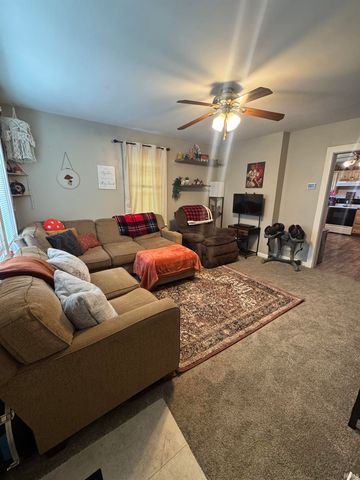 100 E Olmstead Avenue, Evansville, IN 47711