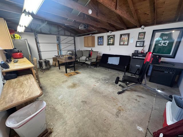 100 E Olmstead Avenue, Evansville, IN 47711