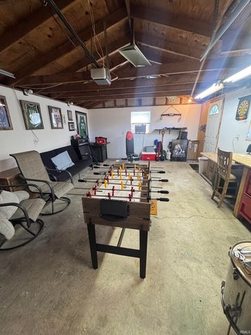 100 E Olmstead Avenue, Evansville, IN 47711