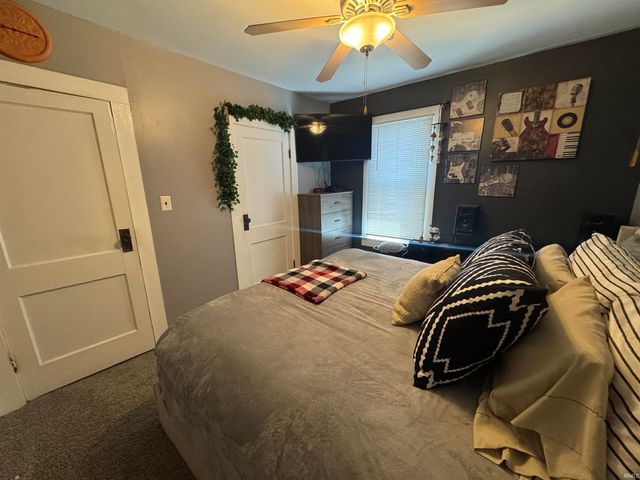 100 E Olmstead Avenue, Evansville, IN 47711