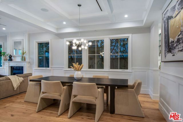 813 N Spaulding Avenue, Los Angeles, CA 90046