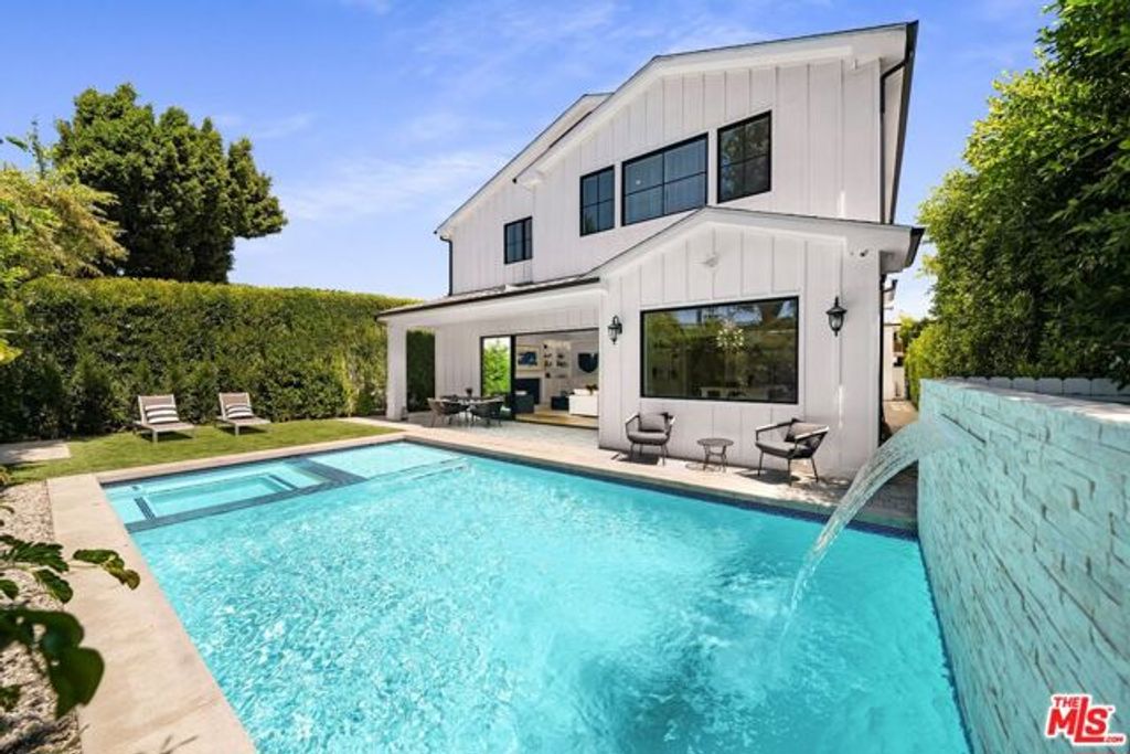 813 N Spaulding Avenue, Los Angeles, CA 90046