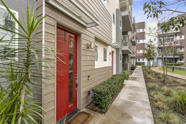 2049 Bravo Loop 5, Chula Vista, CA 91915