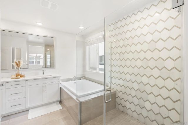 2049 Bravo Loop 5, Chula Vista, CA 91915