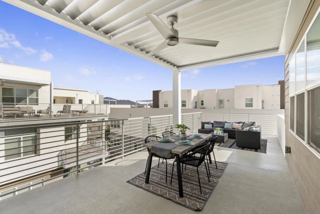 2049 Bravo Loop 5, Chula Vista, CA 91915