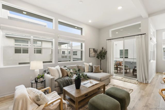 2049 Bravo Loop 5, Chula Vista, CA 91915