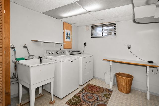 917 W Montgomery Ave, Spokane, WA 99205