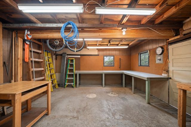 917 W Montgomery Ave, Spokane, WA 99205