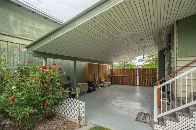 917 W Montgomery Ave, Spokane, WA 99205