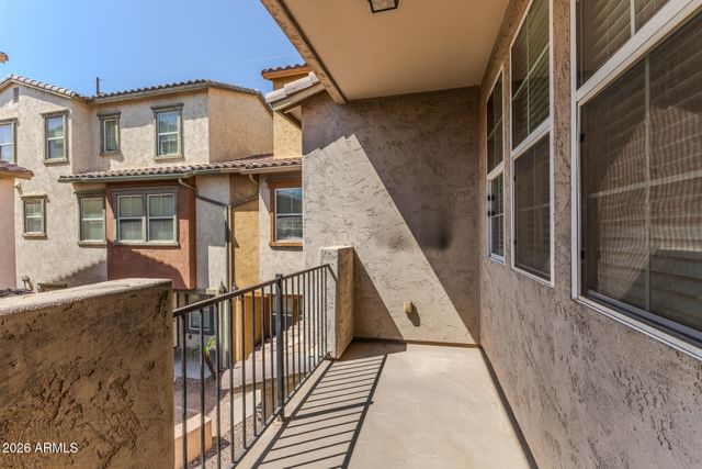 2026 N 78TH Glen, Phoenix, AZ 85035