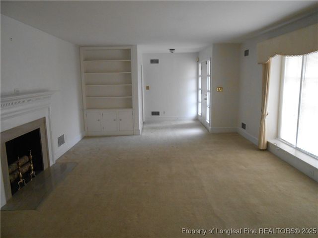 601 W 26th Street, Lumberton, NC 28358