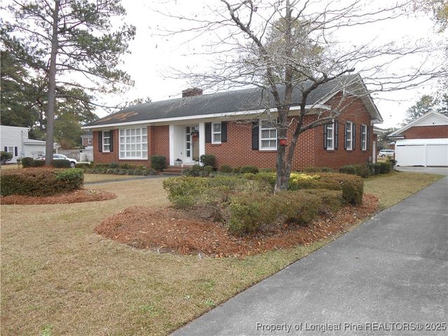 601 W 26th Street, Lumberton, NC 28358