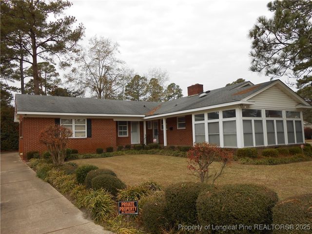 601 W 26th Street, Lumberton, NC 28358