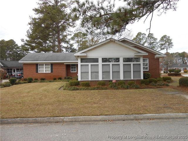 601 W 26th Street, Lumberton, NC 28358