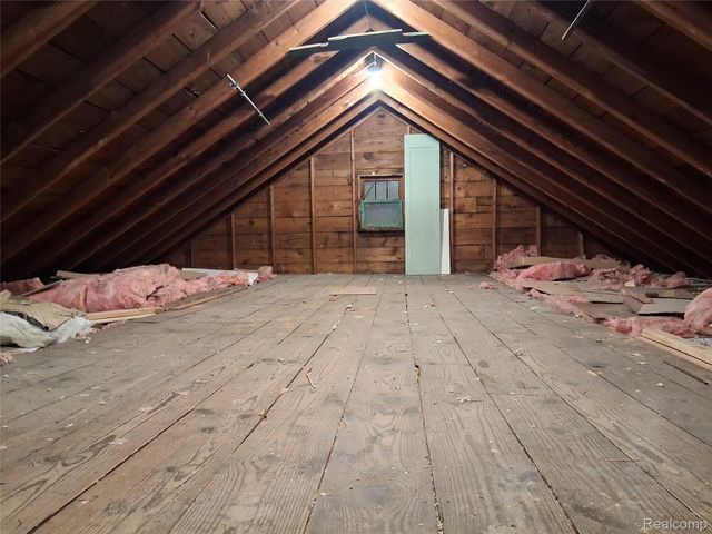 160 Chippewa Road, Pontiac, MI 48341