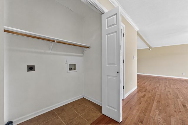 204 Ruf Dr, Oak Grove, KY 42262