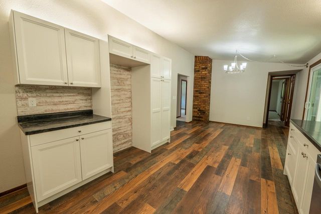 2421 Skyline DRIVE, West Bend, WI 53090
