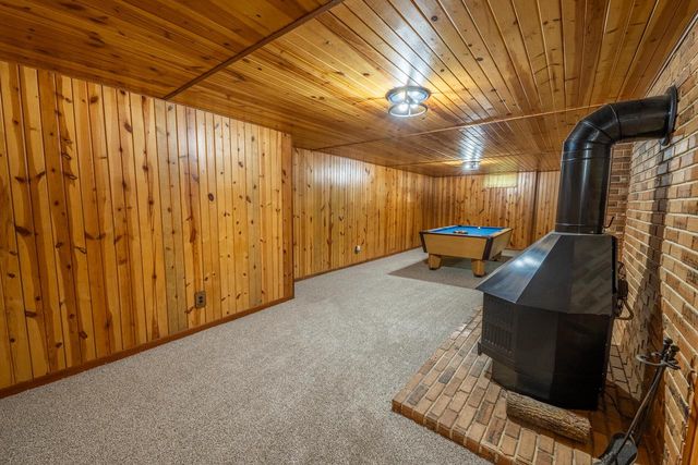 2421 Skyline DRIVE, West Bend, WI 53090