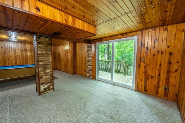 2421 Skyline DRIVE, West Bend, WI 53090