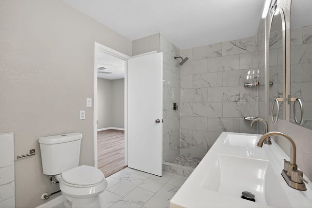 5103 Devon Green Drive, Katy, TX 77449