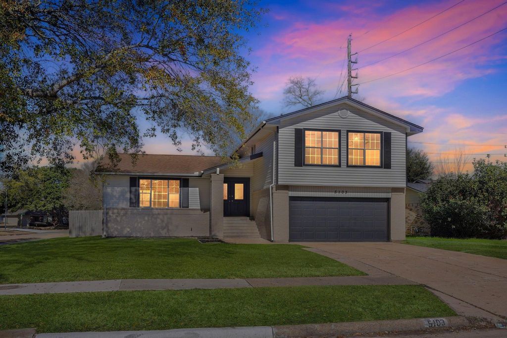 5103 Devon Green Drive, Katy, TX 77449