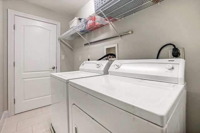 13 Junction Lane 13, Hamilton, MA 01982