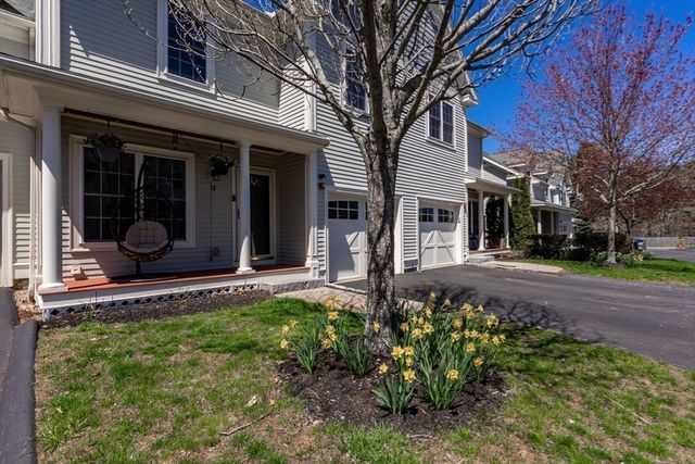 13 Junction Lane 13, Hamilton, MA 01982