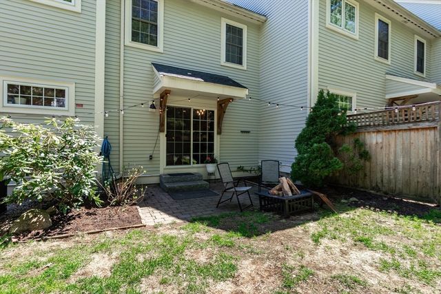 13 Junction Lane 13, Hamilton, MA 01982